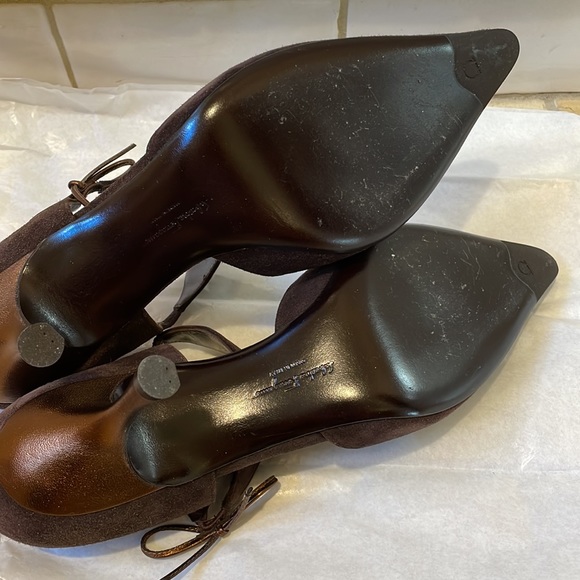 EUC SALVATORE FERRAGAMO Brigida Brown Suede Leather Stiletto Bow Pump 9.5 Italy - Picture 7 of 13